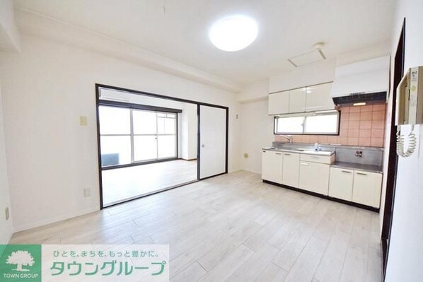 ビジュアルピア の物件内観写真